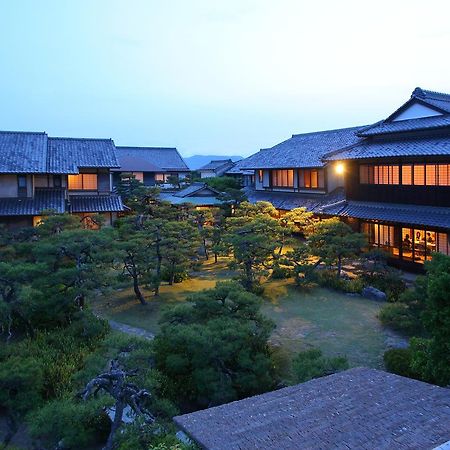 Hotel Yoyokaku Karacu Exteriér fotografie