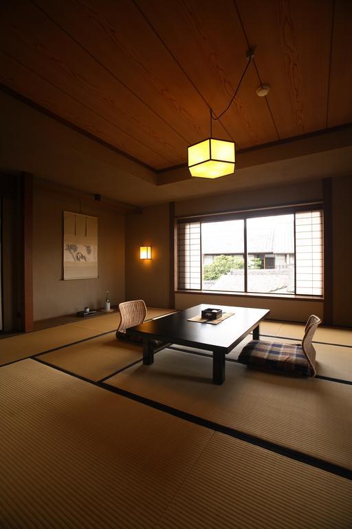 Hotel Yoyokaku Karacu Exteriér fotografie