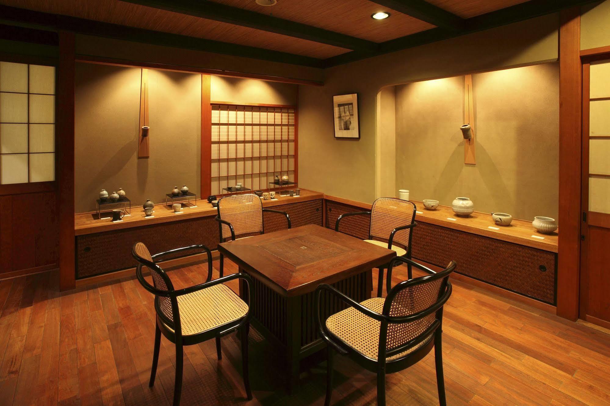 Hotel Yoyokaku Karacu Exteriér fotografie