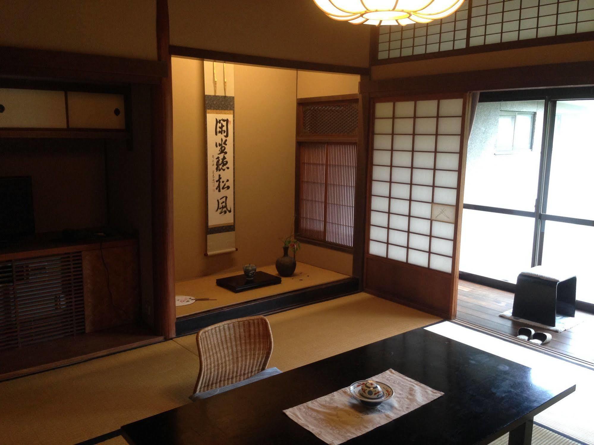 Hotel Yoyokaku Karacu Exteriér fotografie