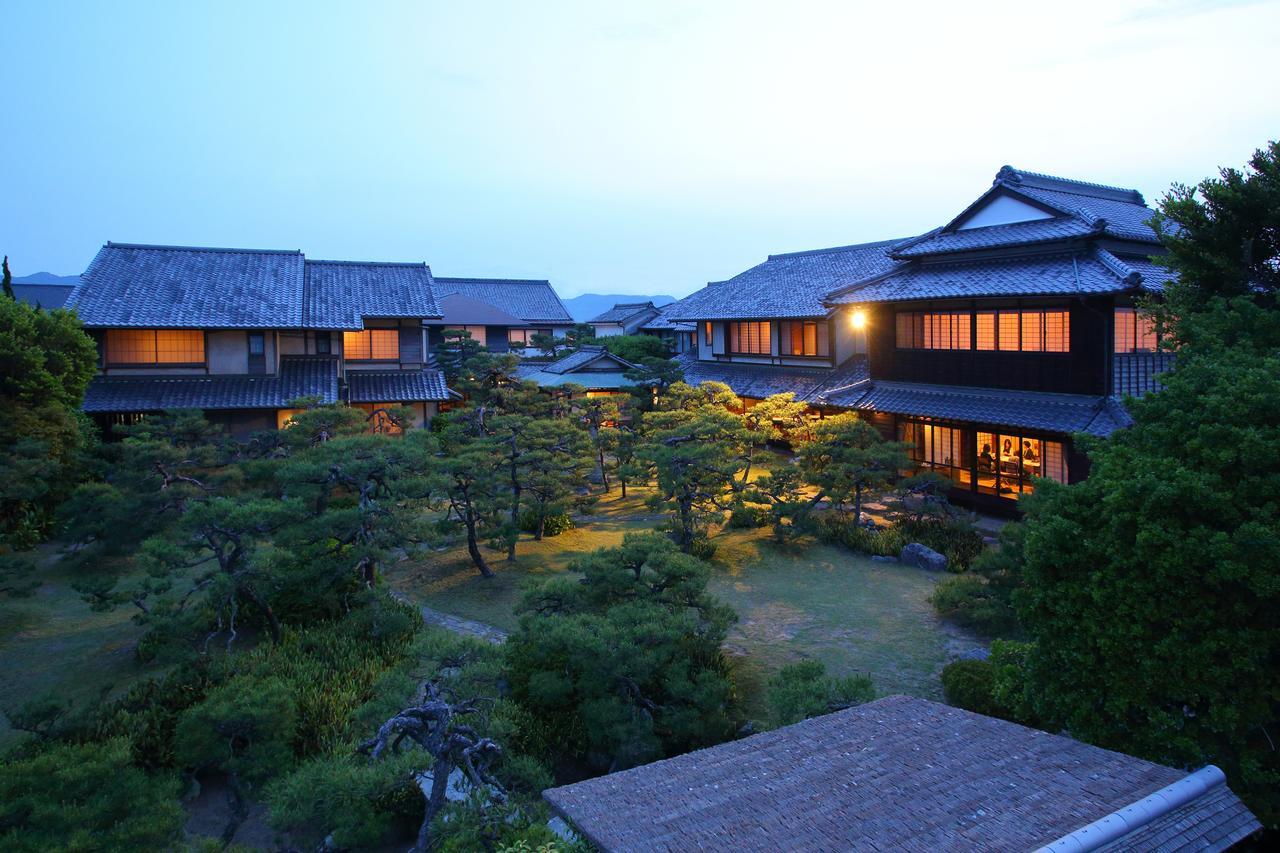 Hotel Yoyokaku Karacu Exteriér fotografie